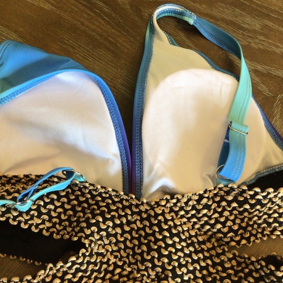 Womens Blue Ombré Cut-Out Cheeky High Cut One Piece Swimsuit Size Large - Picture 5 of 10